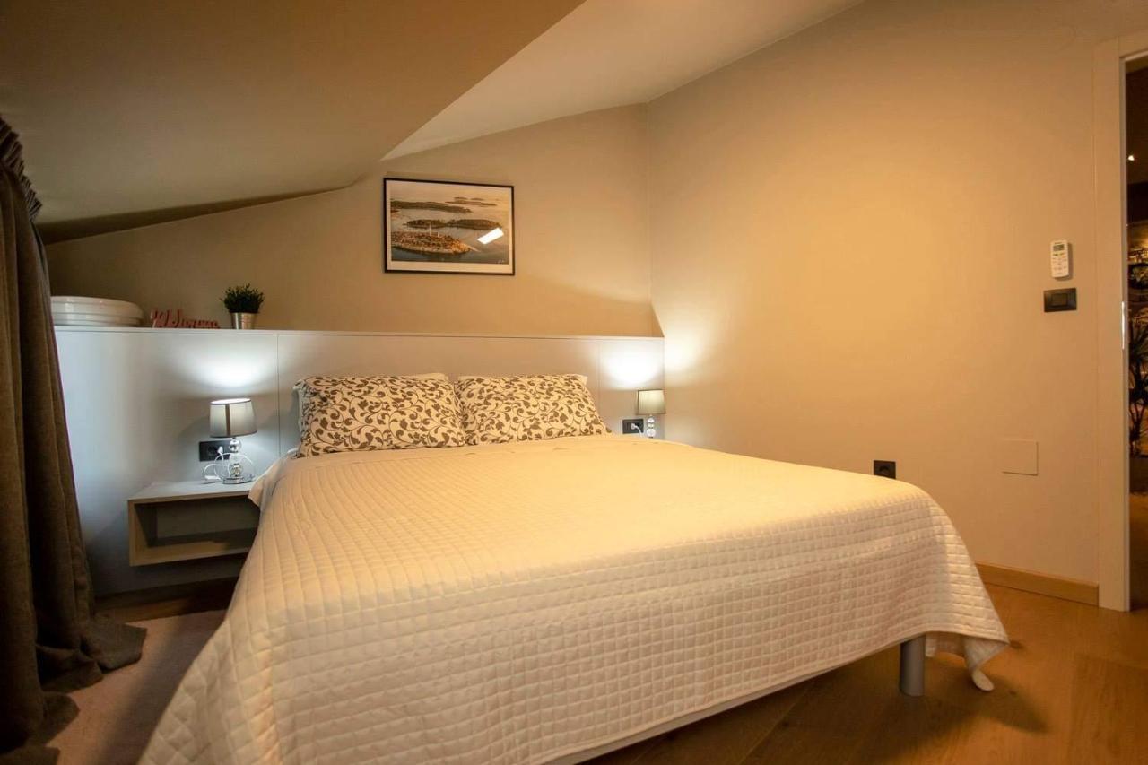 ˇdcˇ Modern Apartment Near The Church Rovinj Exterior photo