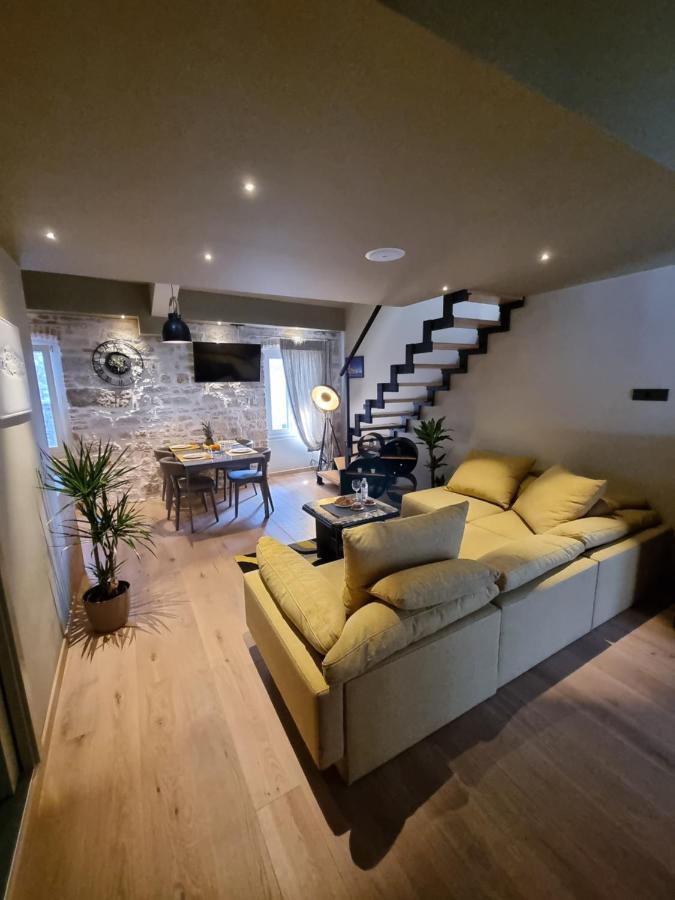 ˇdcˇ Modern Apartment Near The Church Rovinj Exterior photo